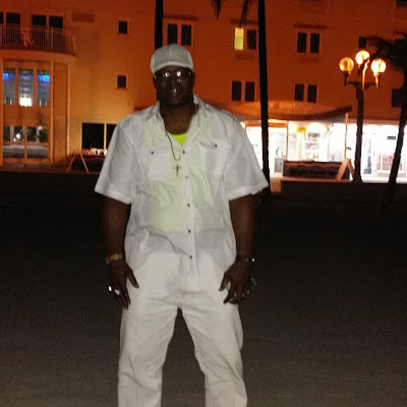 Meet your Posher, Daniel - Picture 1 of 1